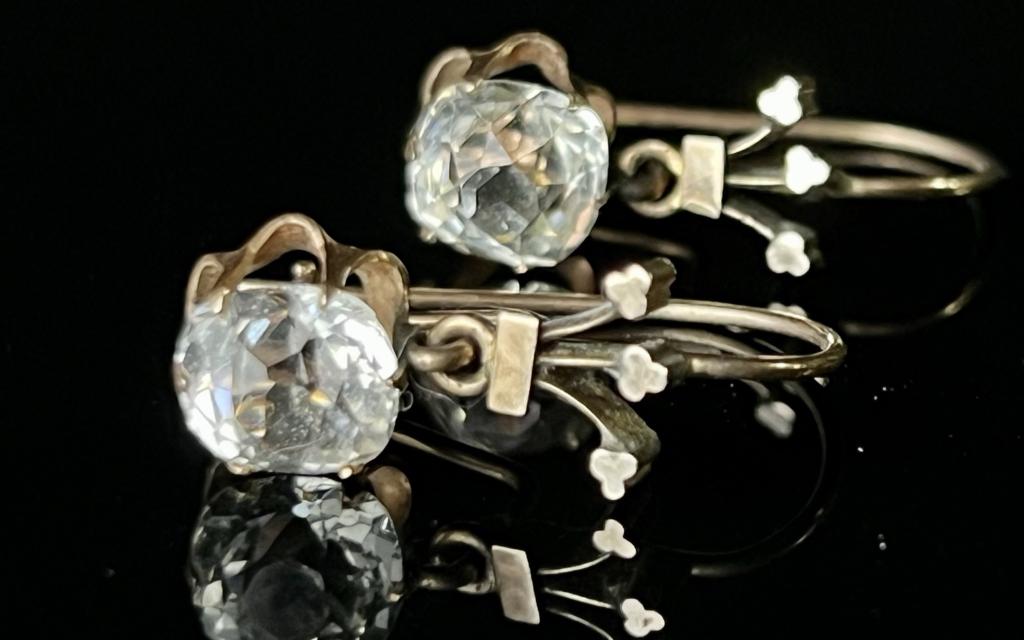 2 ctw White Sapphire 14K Gold Earrings (1 of 5)