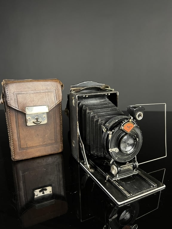 Agfa Standard Folding Camera w/ Universal Rollex (1 of 8)