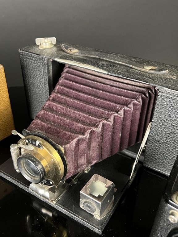 Instant Collection - 7 Kodak Brownie Lot (1 of 8)