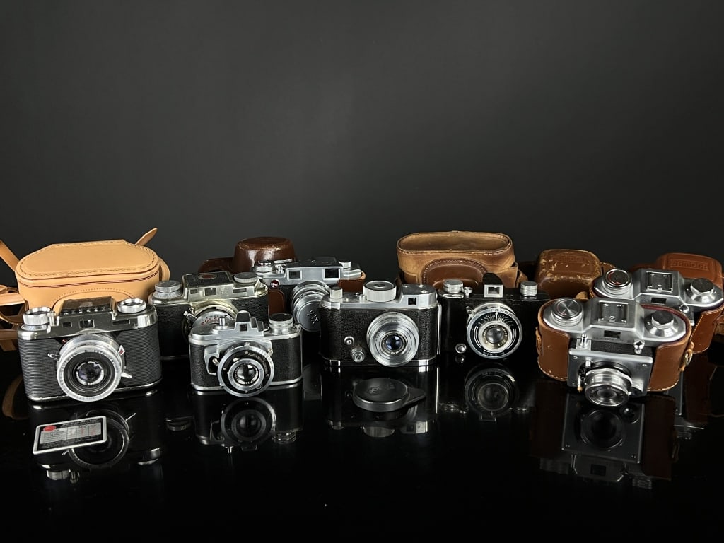 Large Lot of Cameras, Robot, Pax, Samoca and more (1 of 6)