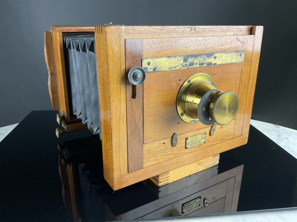 E. & H. Anthony & co. NY 8"x5" Folding Camera (1 of 13)