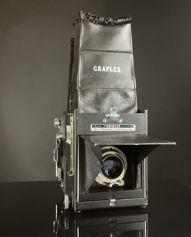 Super D Graflex 3?x4? w/ Kodak Ektar 152mm f/4.5: See title and images for a description on this item.