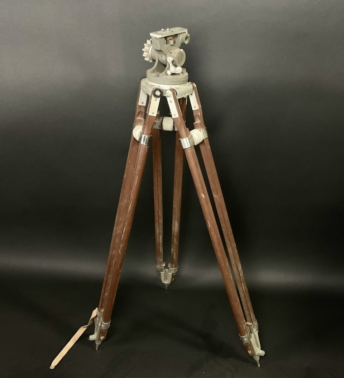 Professional Junior wood legged Tripod: See title and images for a description on this item.