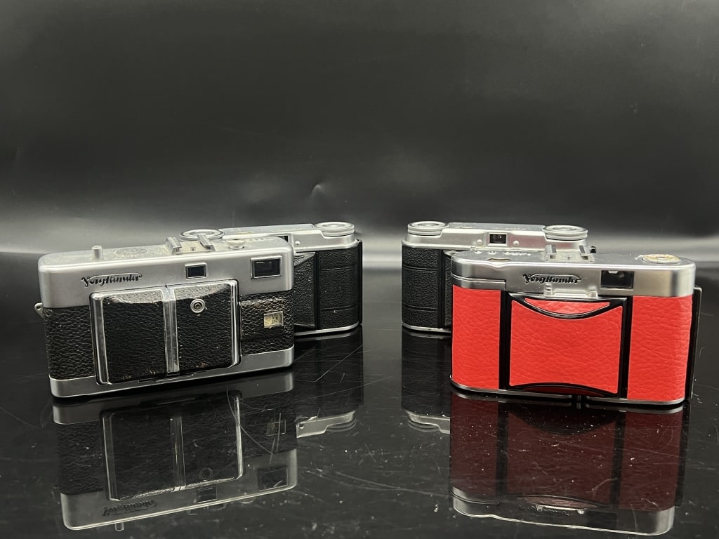 Lot of 4 Voigtlander Rangefinders, Vito Vitessa (1 of 10)