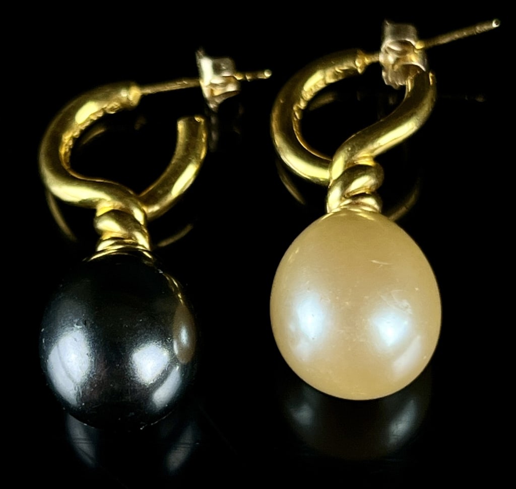 10K MMA Grey and Cream 1984 Earrings: 10K Solid Gold Marked "14k MMA 1984 on the inside" Faux Pearls made to imitate the ones worn in the Paul Rubens Paining of Venus. Each Measure: 1 1/2" in length.