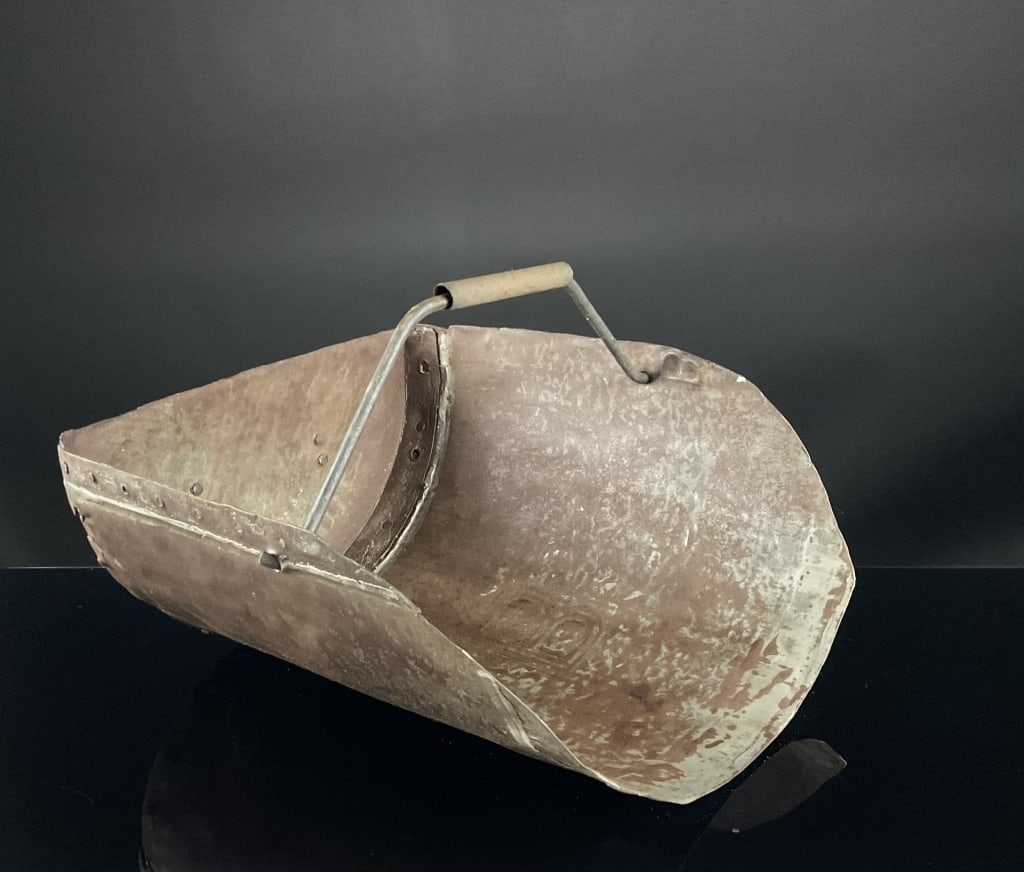 B & B Primitive Large Grain Scoop (1 of 6)