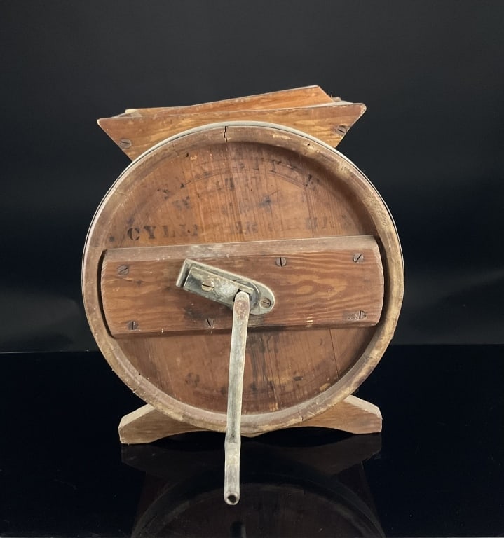 Primtive Cylinder Butter Churn (1 of 7)