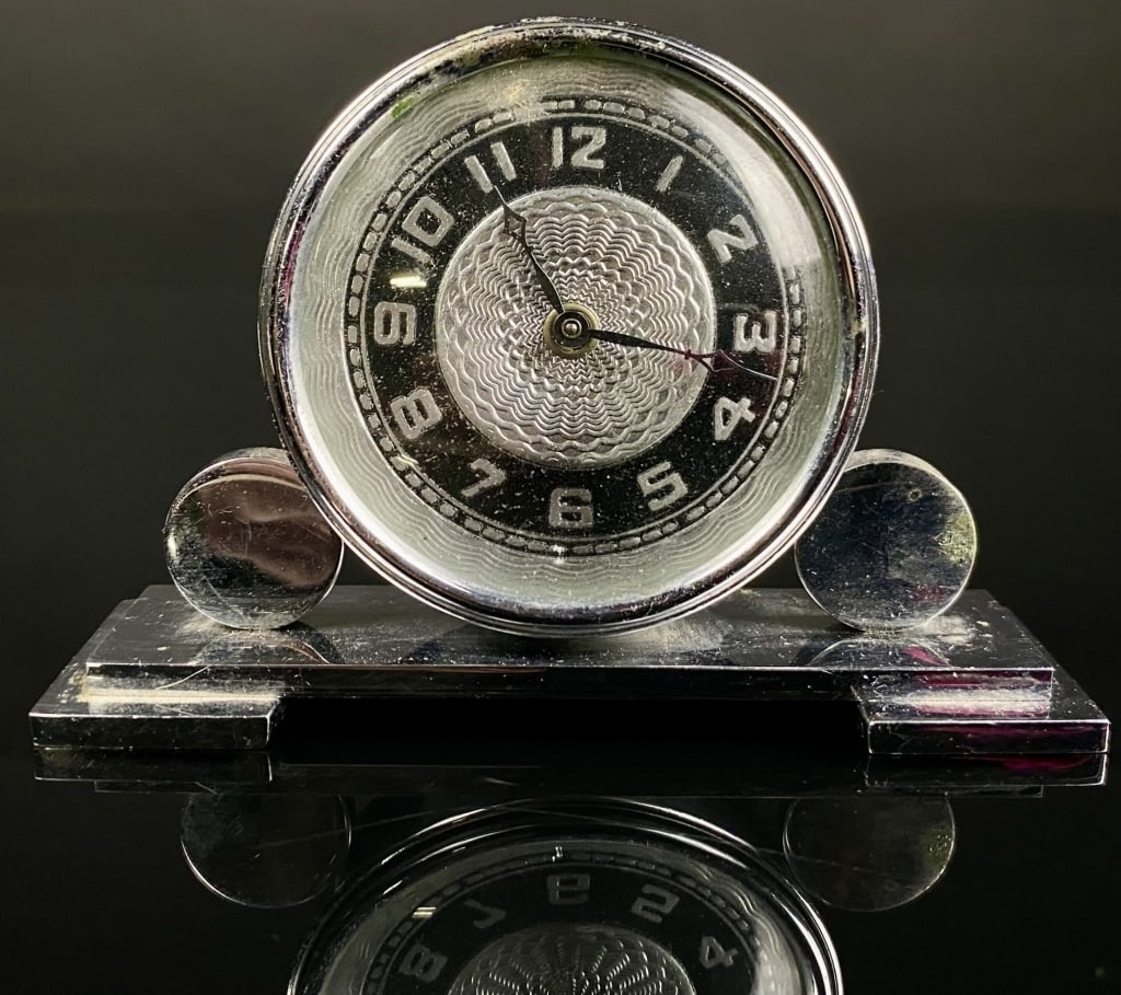 Art Deco Luxe Clock Waterbury Conn. (1 of 5)