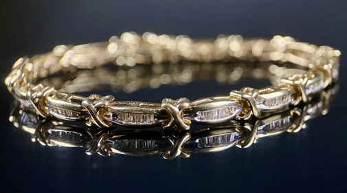 10K Gold Bracelet W/ Rectangle Dia. Bracelet.