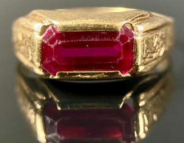 10K Gold & Red Stone Ring