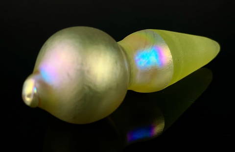 Steuben Glass Green Aurene Bottle Stopper: No cracks chips or breaks, Found in a Corning NY Estate. Measures: 4"