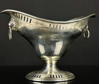 1700's Smith & Fearn Lion Sterling Silver Basket