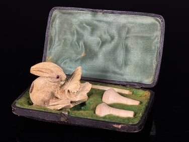 Ornate Victorian Figural Rabbit Meerschaum Pipe