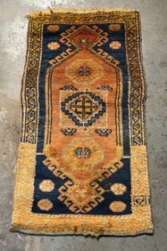 1900's Antique Anatolian Aidyaman Rug