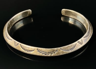Antique Navajo sterling Silver Bangle