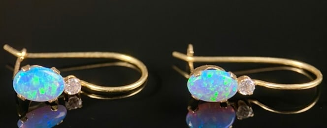 10K Gold Opal Earrings
