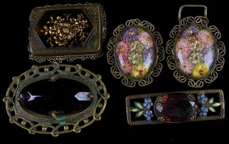 Victorian Brooches & Buckle Glass Lot