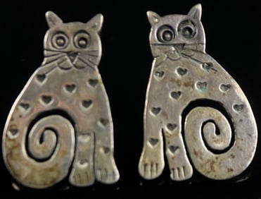 A Pair of Richard Lindsay Sterling Silver 'Cat with Hearts' Earrings