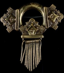 A Victorian Tassel Brooch