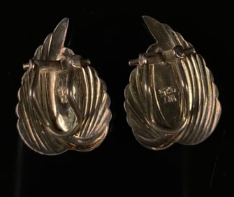 A Pair of Mexican Sterling Silver Fluted Earrings and a Mexican Sterling Silver and Abalone Leaf