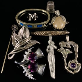 A Collection of Vintage Sterling Silver and Other Assorted Jewelry