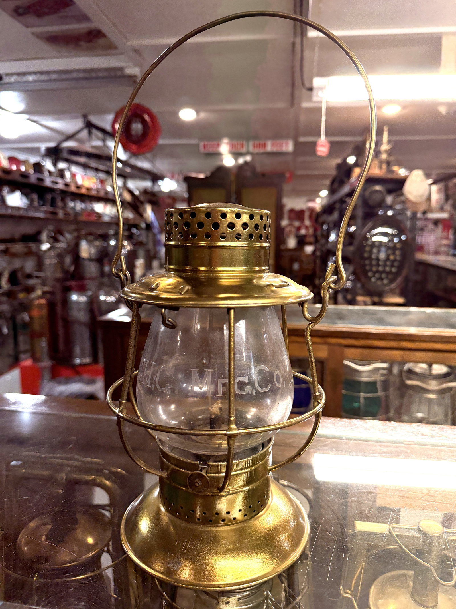 DIETZ No. 39 Standard Brass Railroad Fire Lantern etched (1 of 9)