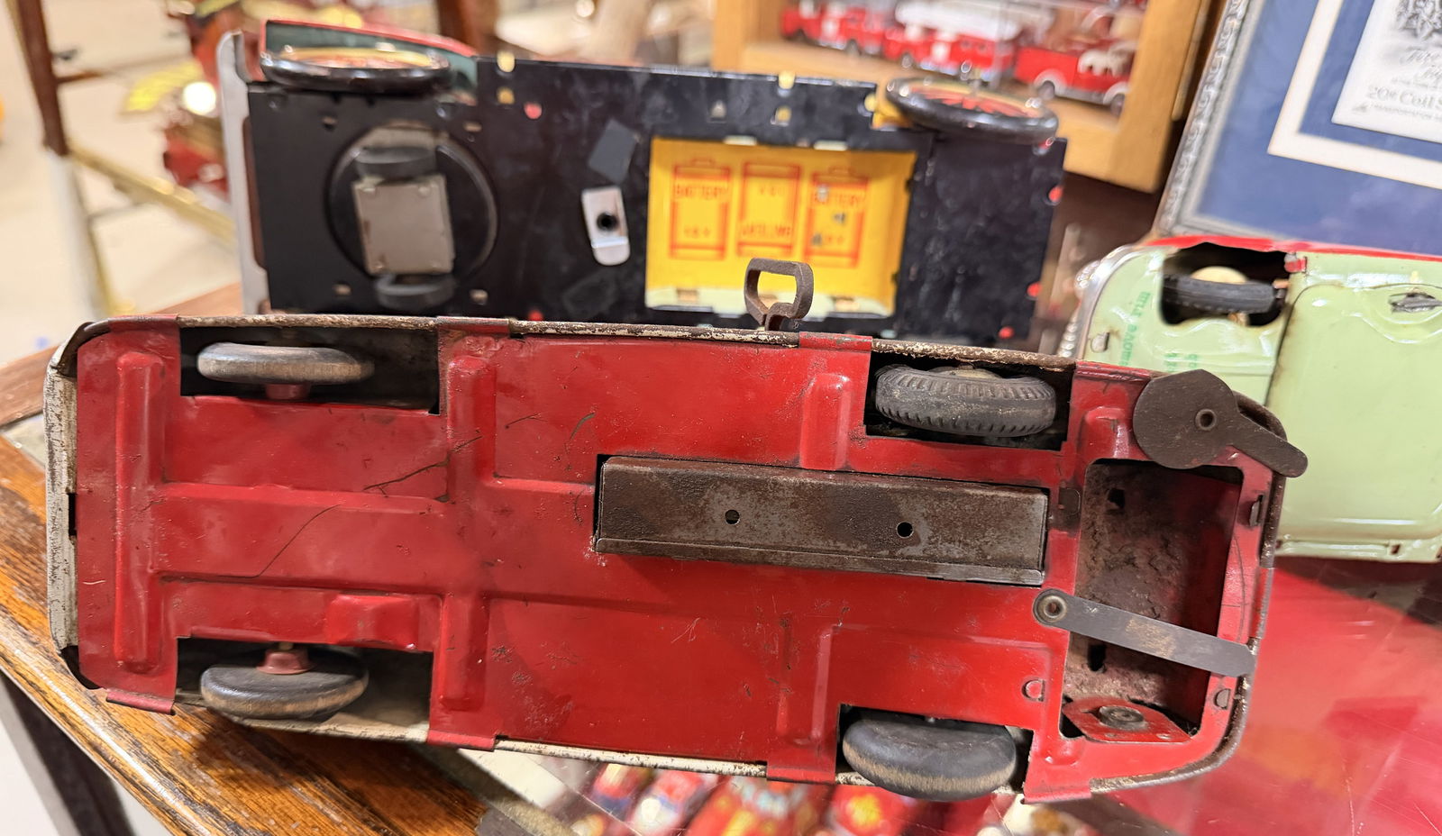 Three Vintage Japanese Tinplate Fire Vehicles, including a Modern Toys FD No. 7 Fire Truck - 6