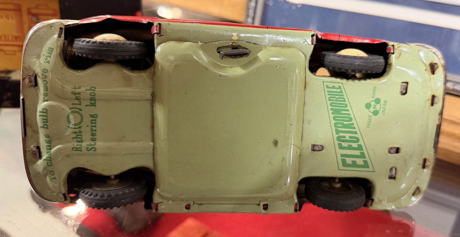 Three Vintage Japanese Tinplate Fire Vehicles, including a Modern Toys FD No. 7 Fire Truck - 7