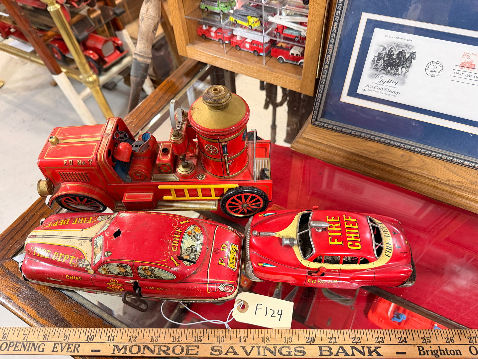 Three Vintage Japanese Tinplate Fire Vehicles, including a Modern Toys FD No. 7 Fire Truck - 8