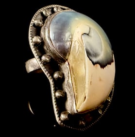 Sterling Silver Cocktail Ring Featuring Large Nautilus Shell Cabochon, India