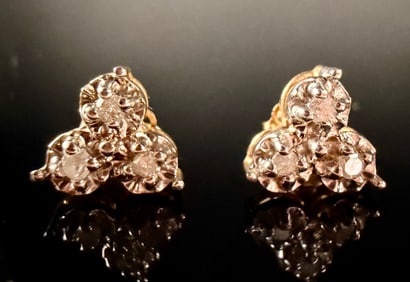 10K Yellow Gold Cluster Stud Earrings with Round Faceted Colorless Stones