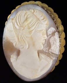 Shell Cameo Brooch-Pendant