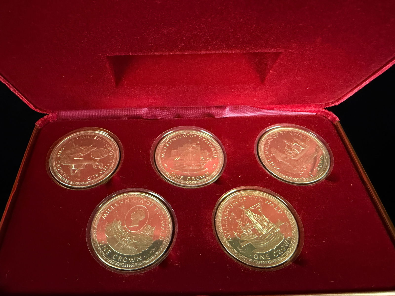 Isle of Man 1979 Millennium of Tynwald Solid Sterling Silver Proof Five Crowns Set (1 of 12)