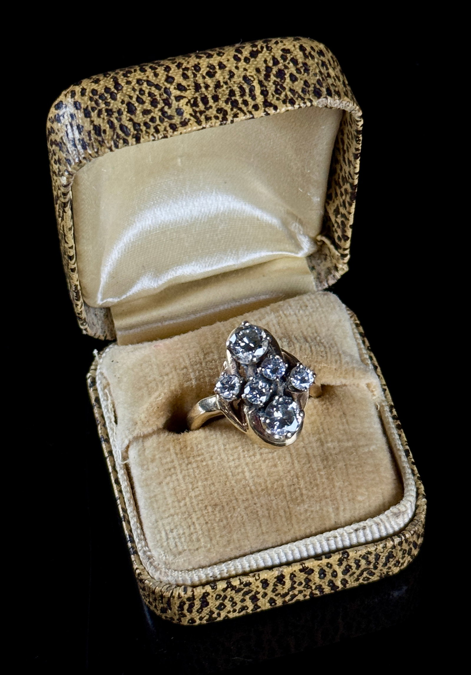 A Vintage 14K Gold Large Diamond Cluster Ring (1 of 8)
