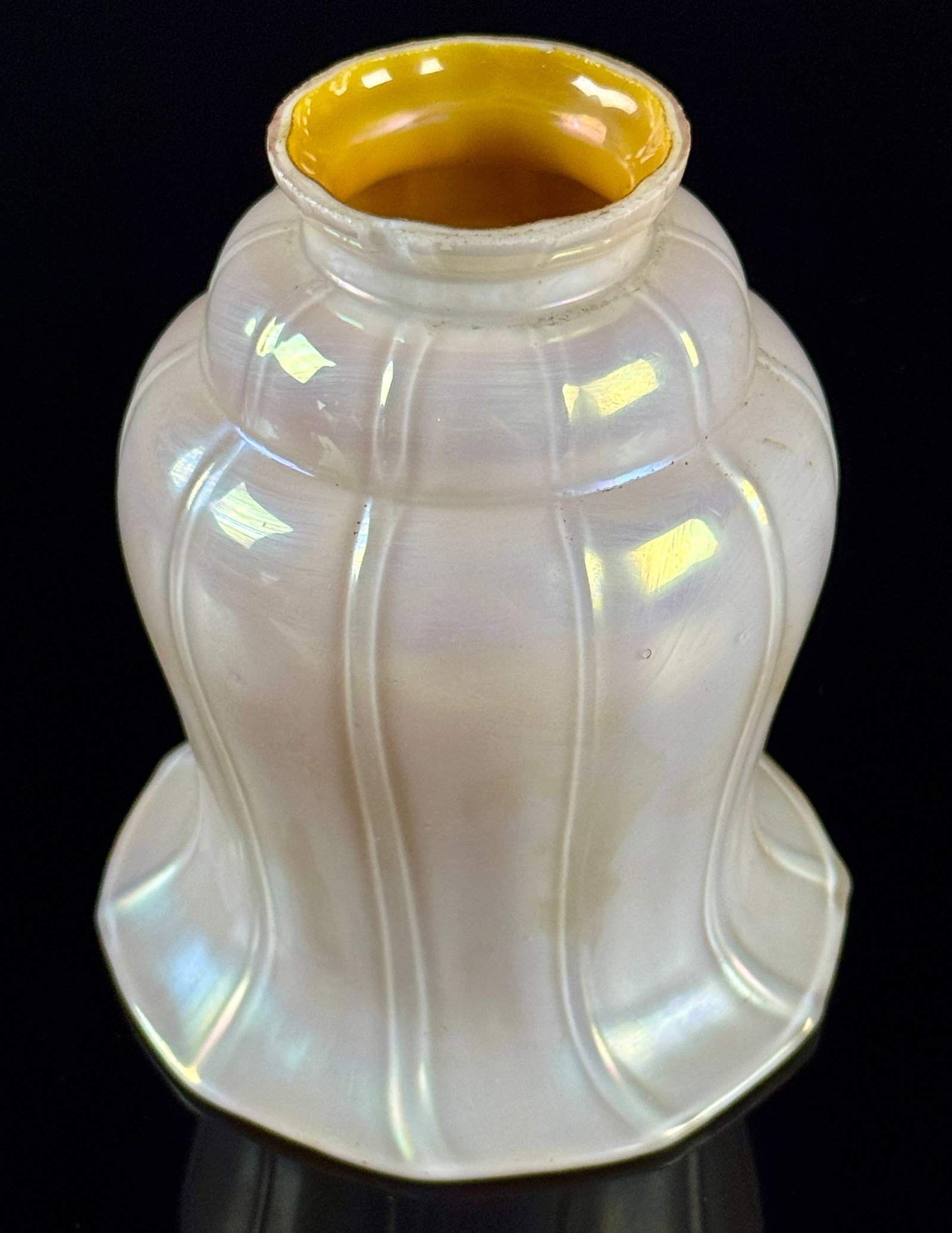 Steuben Aurene Art Glass Ribbed Lamp Shade (1 of 6)