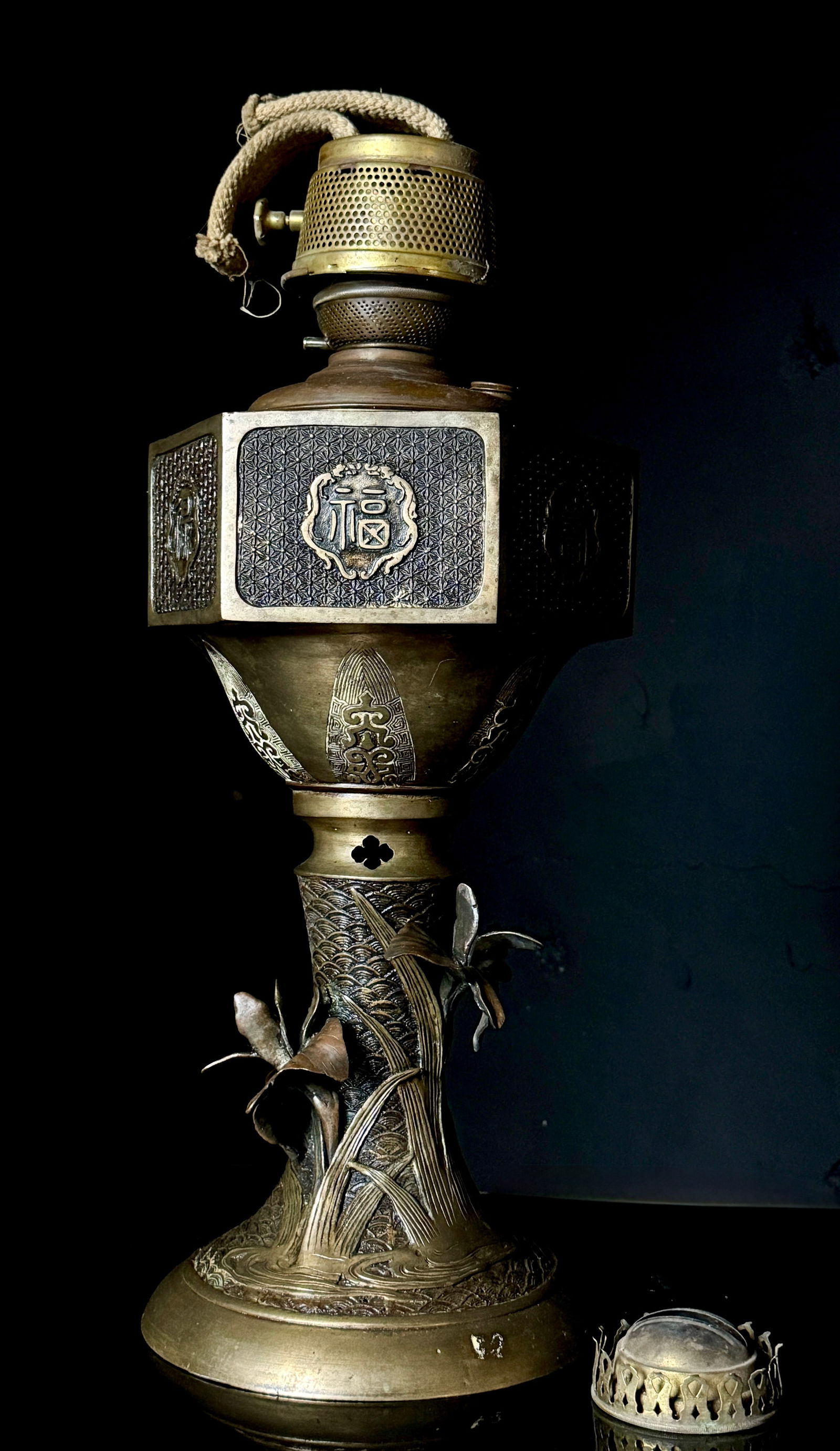 Late 19th Century Bronze Kerosene Lamp Base with Fú Lù Shòu Decoration and Components (1 of 17)