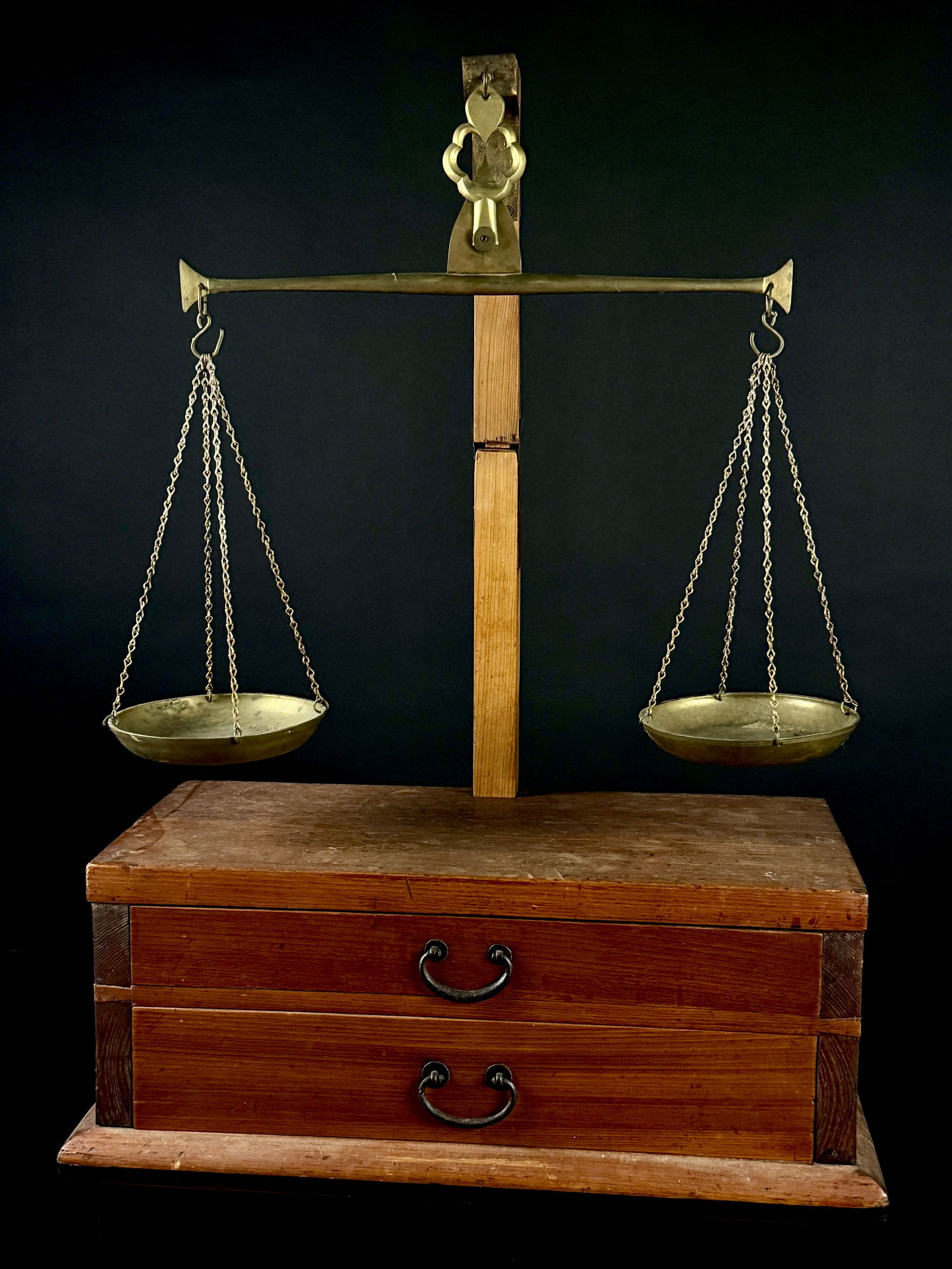 A Japanese Brass and Wood Balance Scale Set with Fundo Weights (1 of 20)
