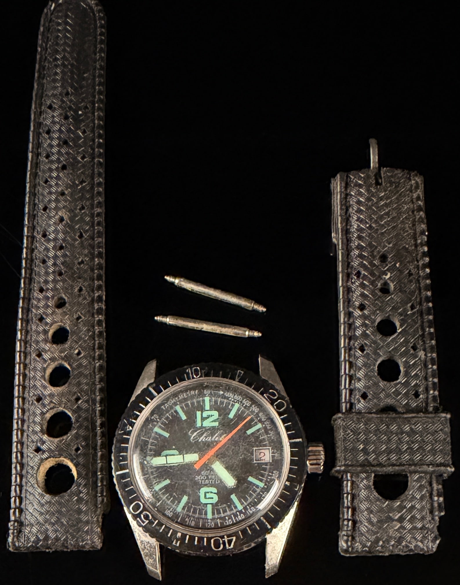 Chalet Vintage Swiss Made Diver Style Wristwatch (1 of 8)