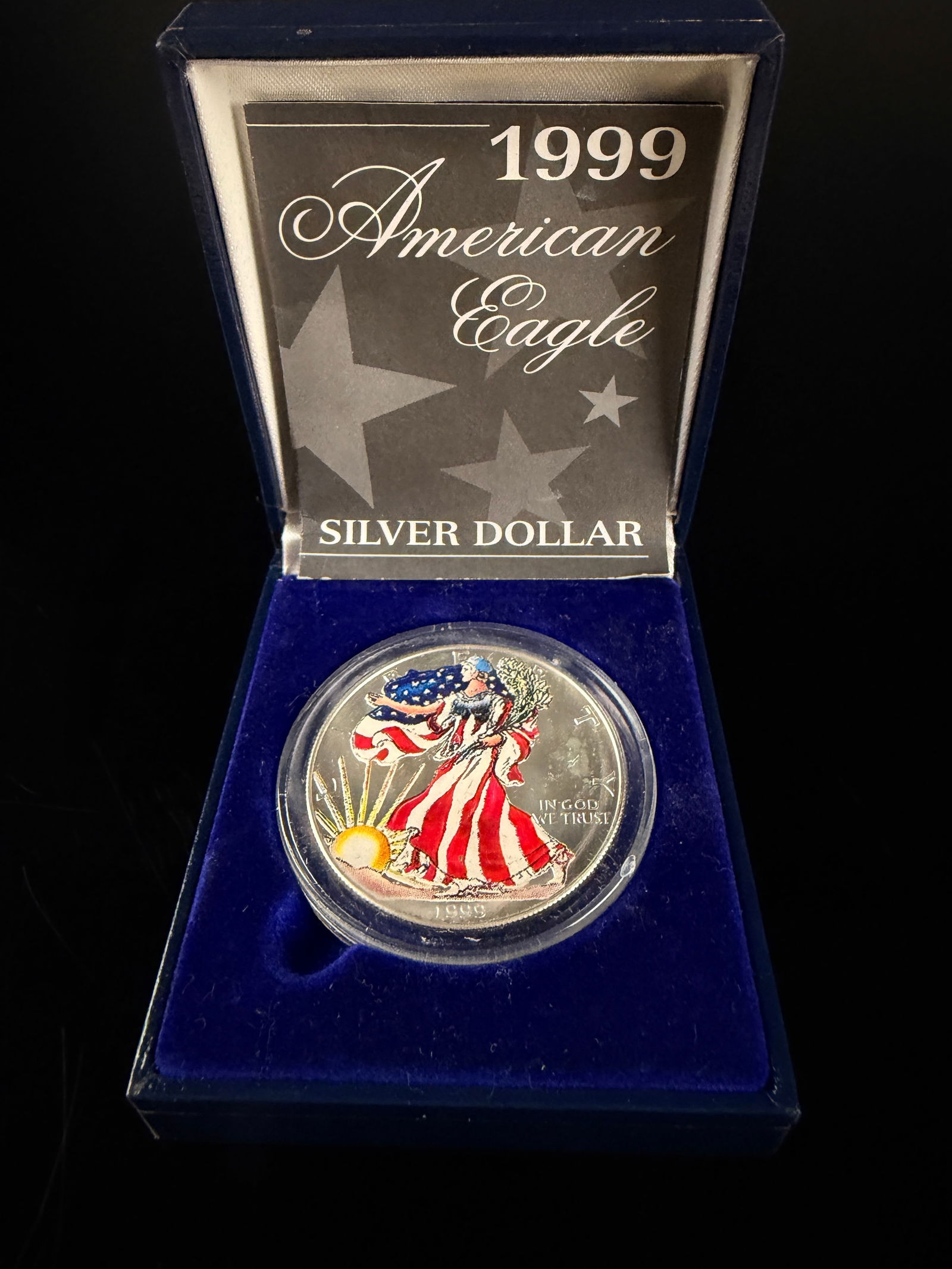 1999 American Eagle Colorized Silver Dollar Coin in Original Presentation Box (1 of 4)