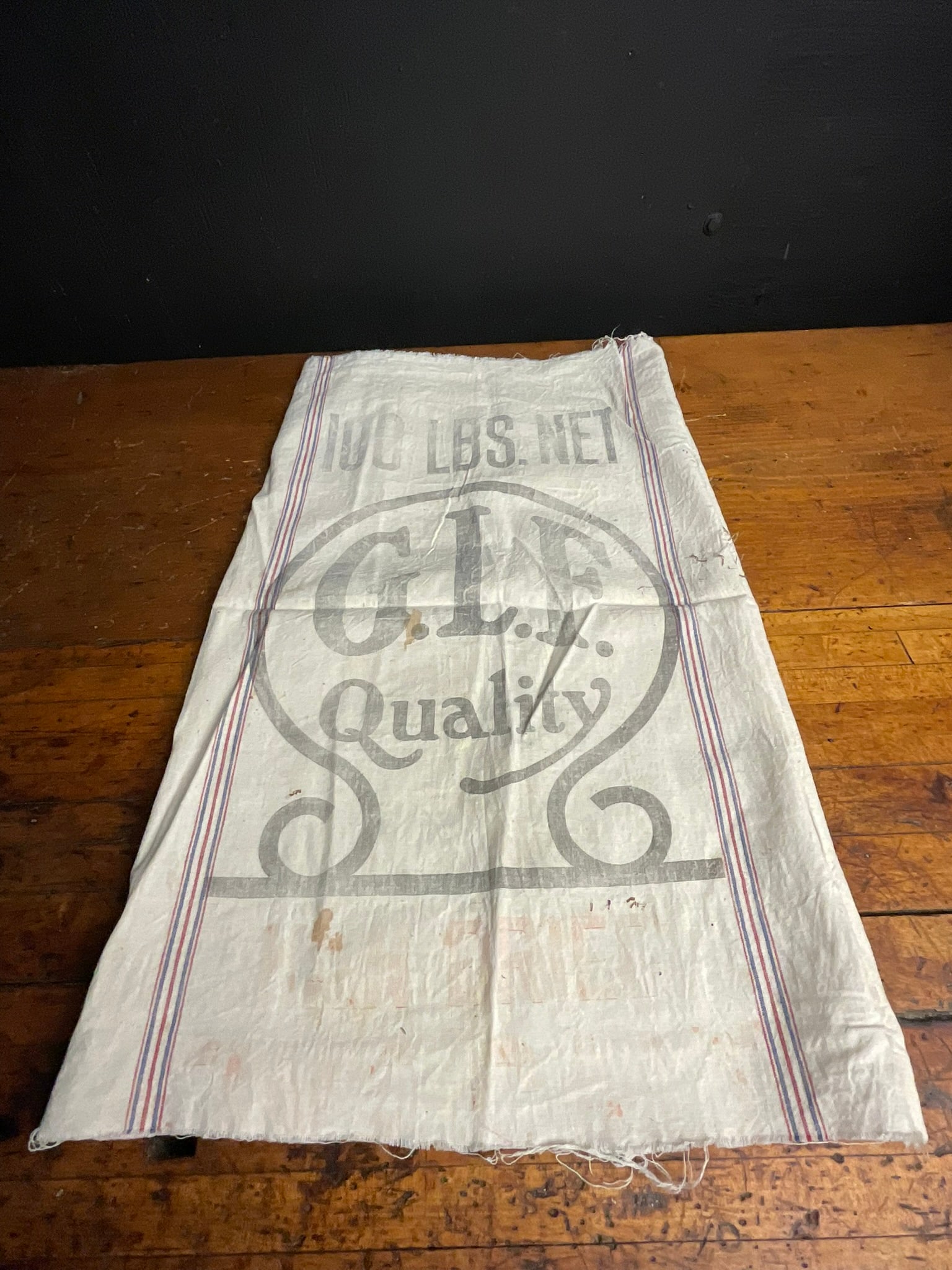 Vintage G.L.F. Quality 100 Pound Cotton Feed Bag (1 of 9)