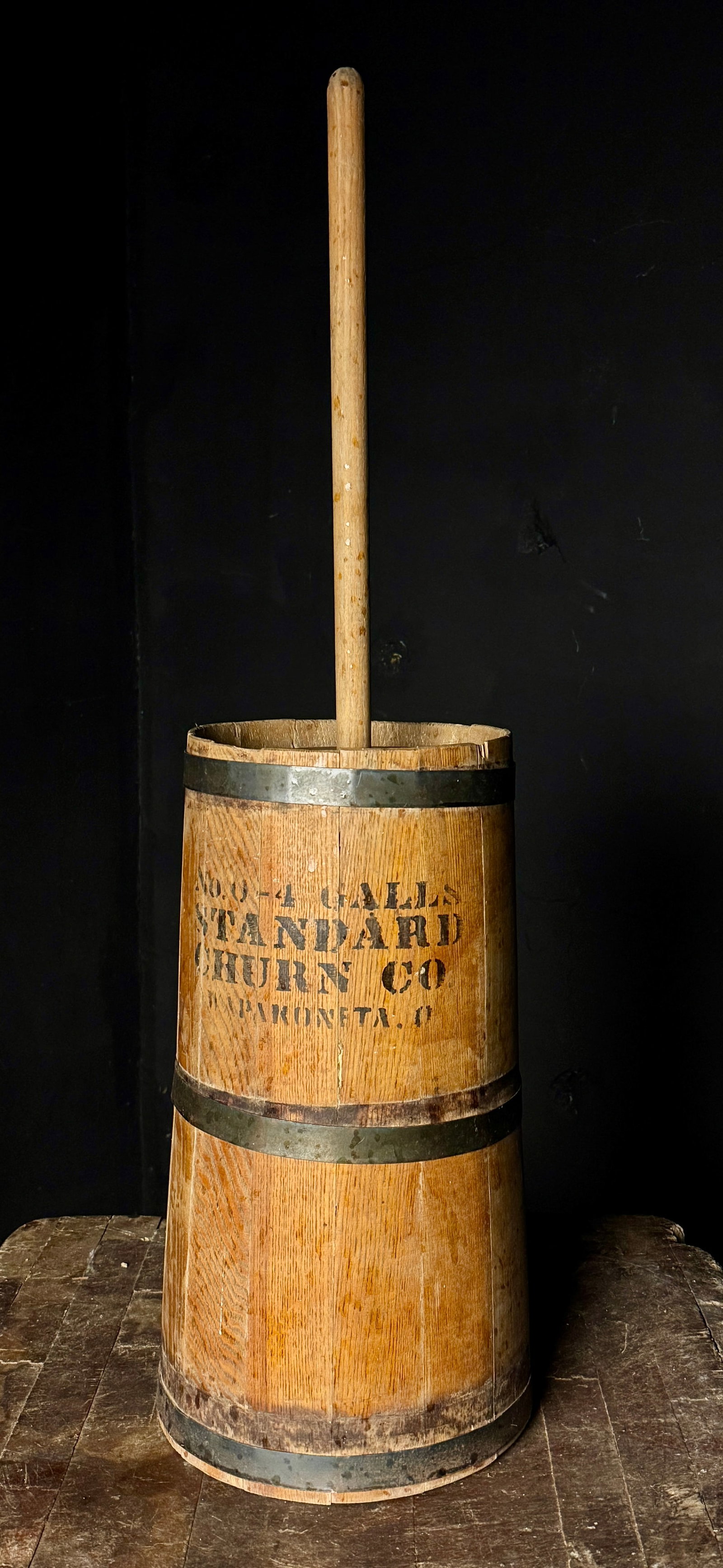 Early 20th Century Standard Churn Co. 4-Gallon Wooden Butter Churn (1 of 5)
