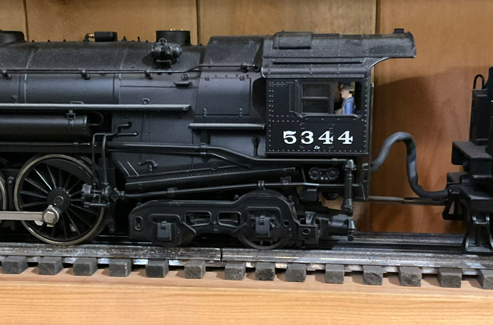 Lionel O-Gauge New York Central Hudson J-1e Steam Locomotive and Tender No. 5344 - 3