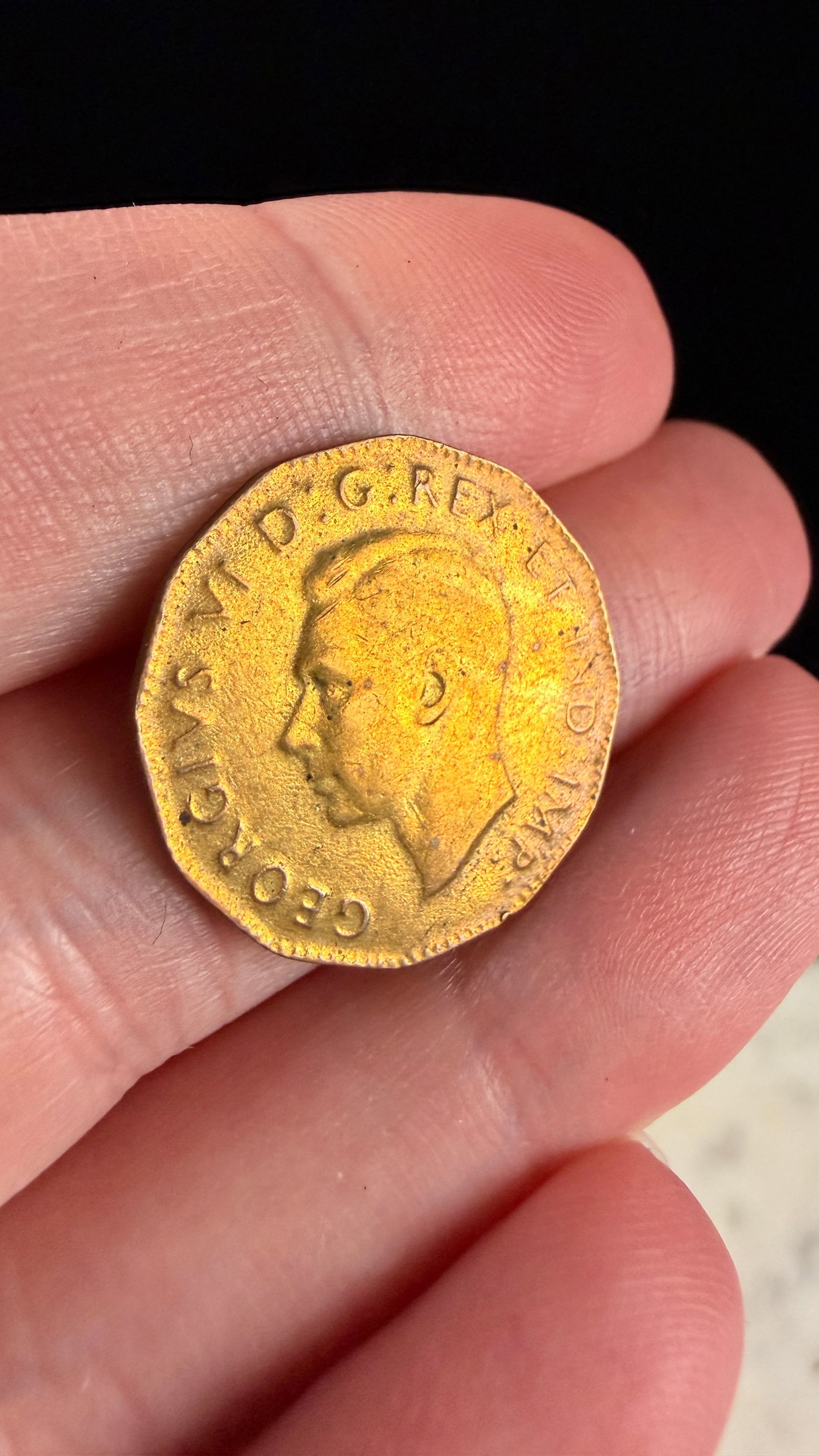 CA 1943 Tombac 5-Cent Coin - 2