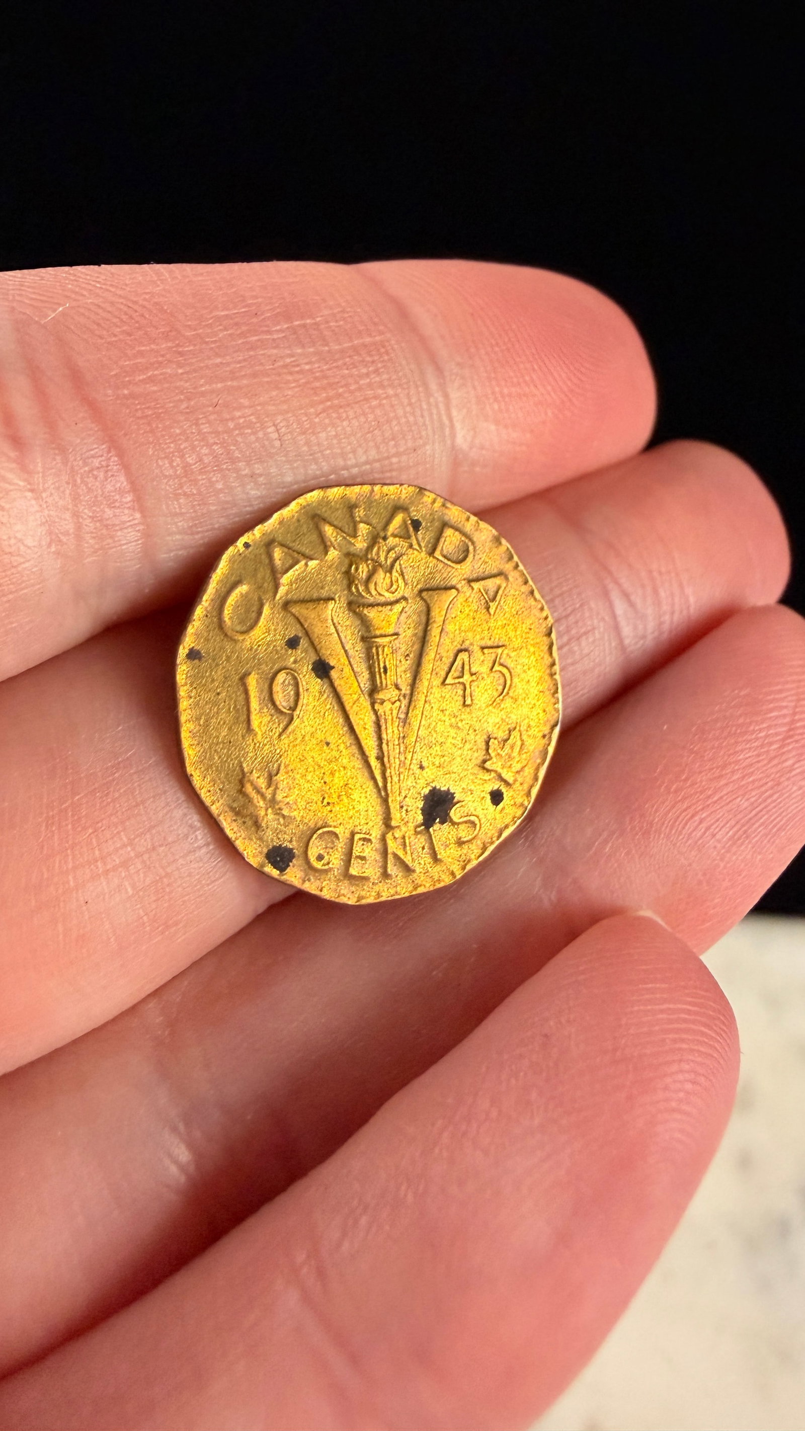 CA 1943 Tombac 5-Cent Coin - 3