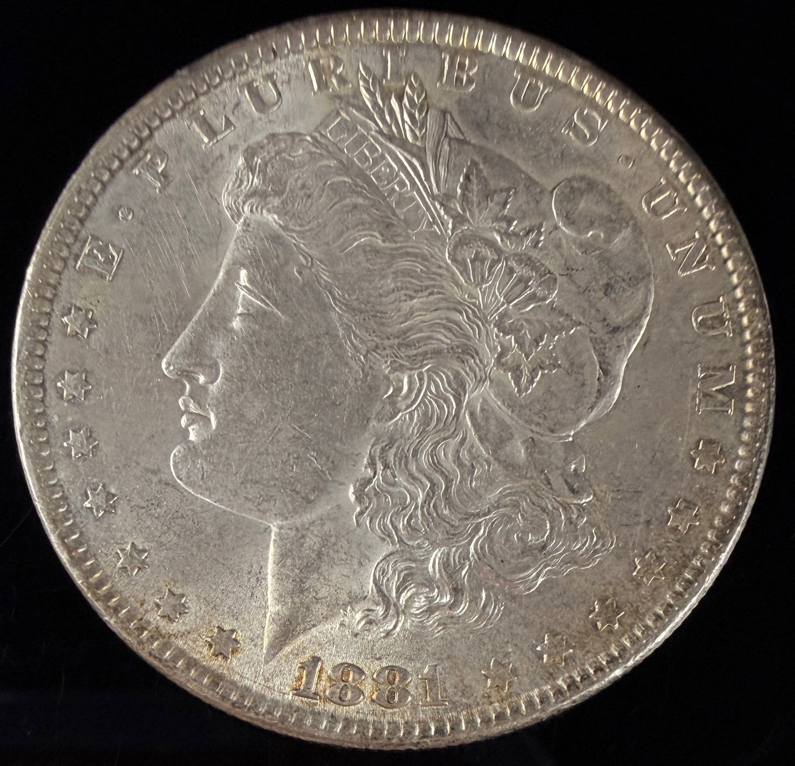 1881 US Morgan Silver Dollar Philadelphia Mint (1 of 3)