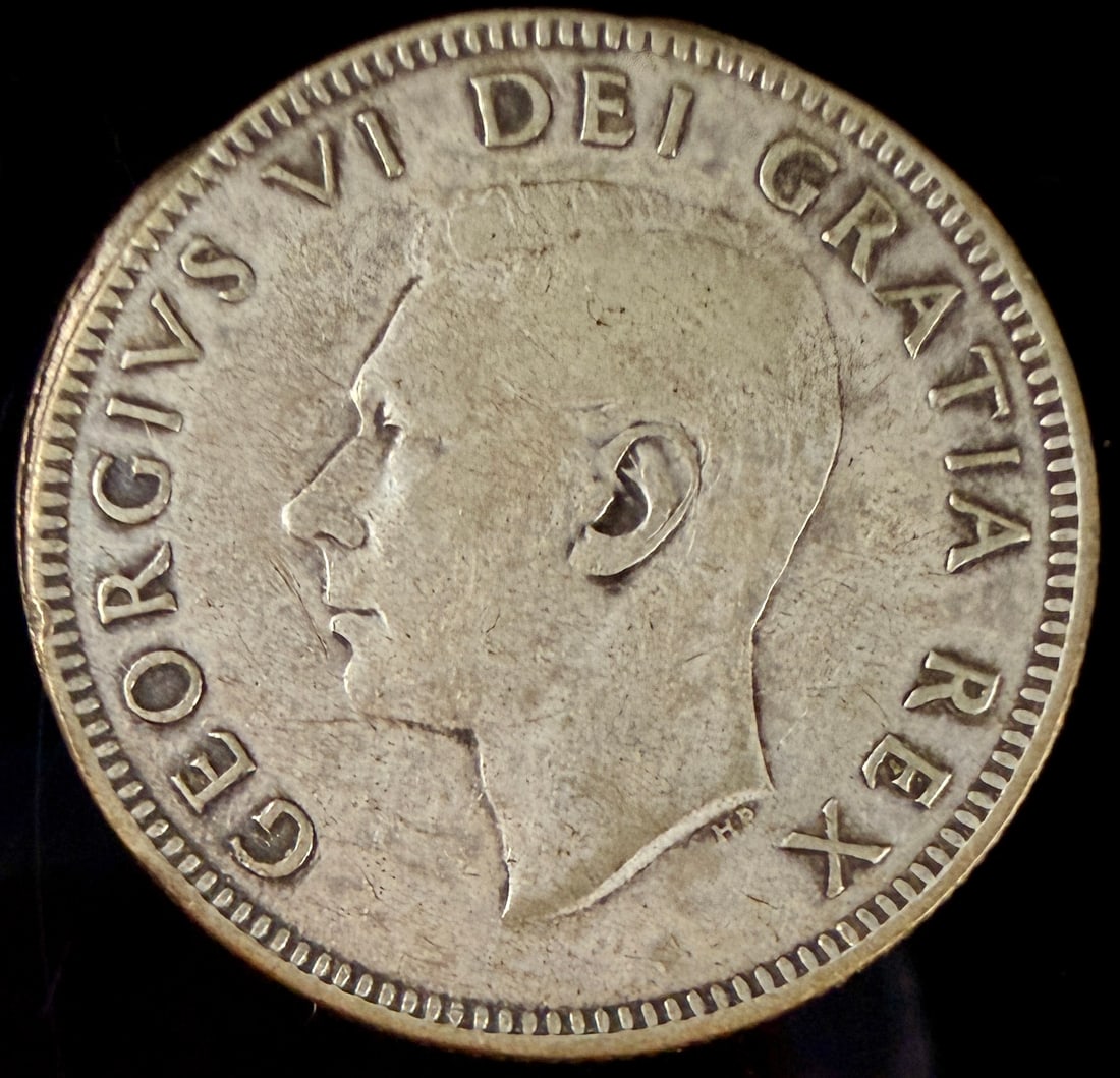 Canada 1951 George VI Silver 25-Cents Coin (1 of 4)