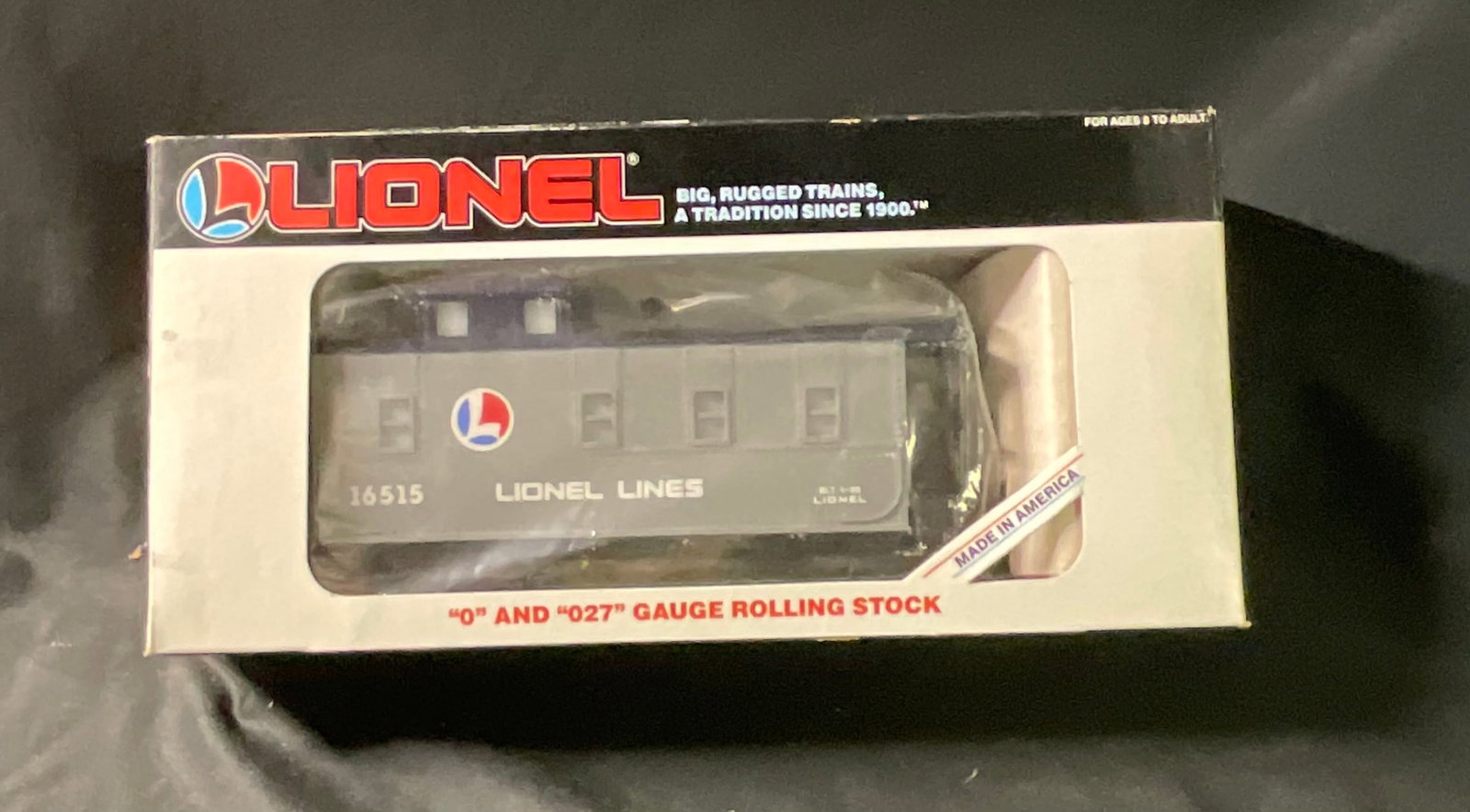Lionel Trains 6-16515 Lionel Lines Railscope Caboose with Lighted Interior in Original Box (1 of 5)