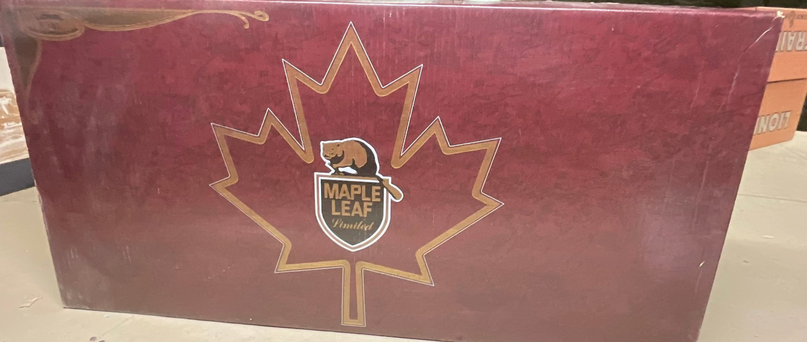 Lionel 6-1158 Maple Leaf Limited O-Gauge Model Train Set (1 of 8)