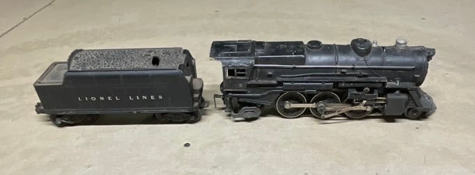 Lionel Postwar No. 675 Steam Locomotive and No. 2466WX Whistle Tender (1 of 12)