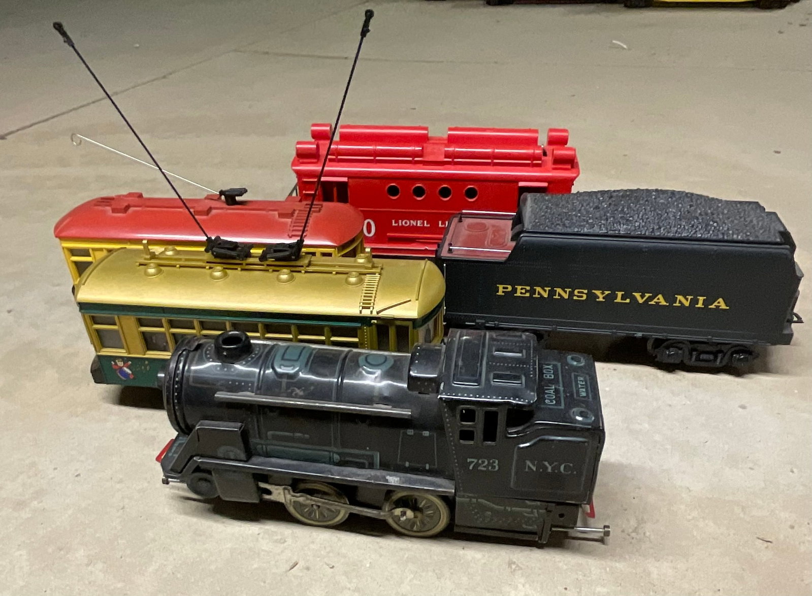 A Group of Vintage Lionel and Marx Model Trains and Trolleys (1 of 19)